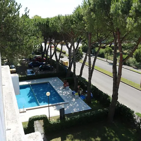 Laguna Apartment