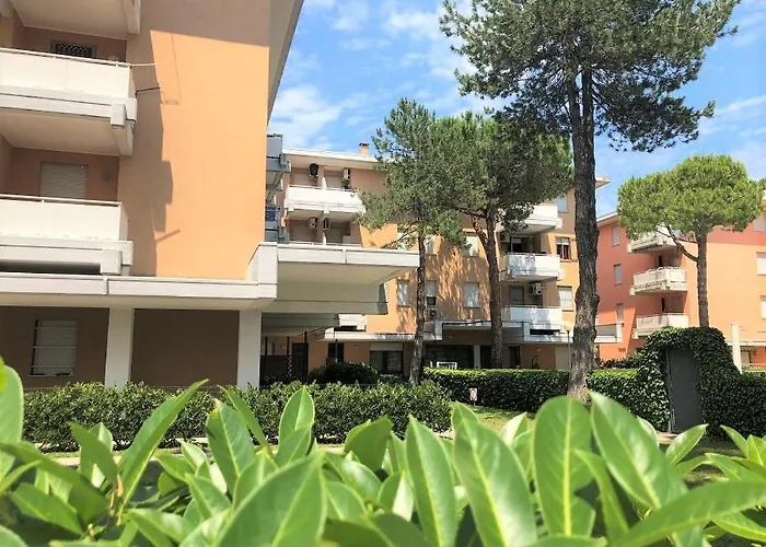 Laguna Apartment